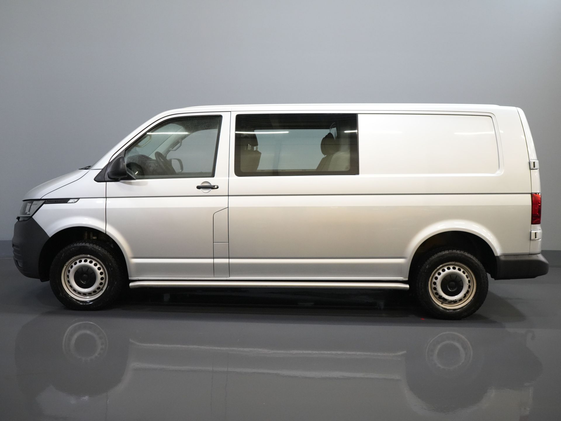 Volkswagen Transporter Furgone T6.1 2.0 TDI 150 cv L2 DC Doppia Cabina 4Motion/ 4x4/ Standkachel/ 2.5t Trekverm./ Cruise/ 4-motion