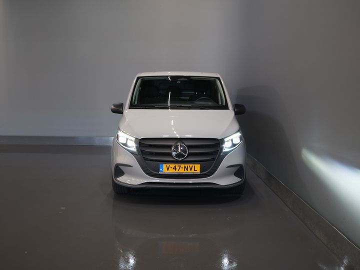 Mercedes-Benz Vito Bestelbus 116 CDI Aut. L2 BPM VRIJ! LED/ Stoelverw./ 270Gr.Deuren/ Spoiler/ Sidebars/ LMV/ Camera/ Cruise/ PDC/ Trekhaak