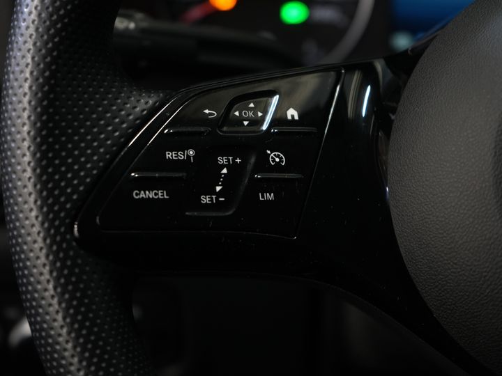 Mercedes-Benz Vito Bestelbus 116 CDI Aut. L2 BPM VRIJ! LED/ Stoelverw./ 270Gr.Deuren/ Camera/ Cruise/ PDC/ Trekhaak