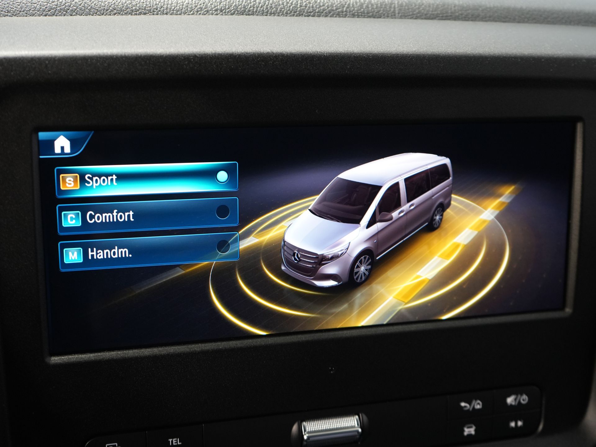 Mercedes-Benz Vito Bestelbus 116 CDI Aut. L2 BPM VRIJ! LED/ Stoelverw./ 270Gr.Deuren/ Spoiler/ Sidebars/ LMV/ Camera/ Cruise/ PDC/ Trekhaak