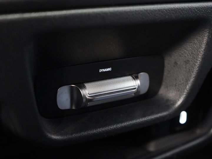 Mercedes-Benz Vito Bestelbus 116 CDI Aut. L2 BPM VRIJ! LED/ Stoelverw./ 270Gr.Deuren/ Spoiler/ Sidebars/ LMV/ Camera/ Cruise/ PDC/ Trekhaak