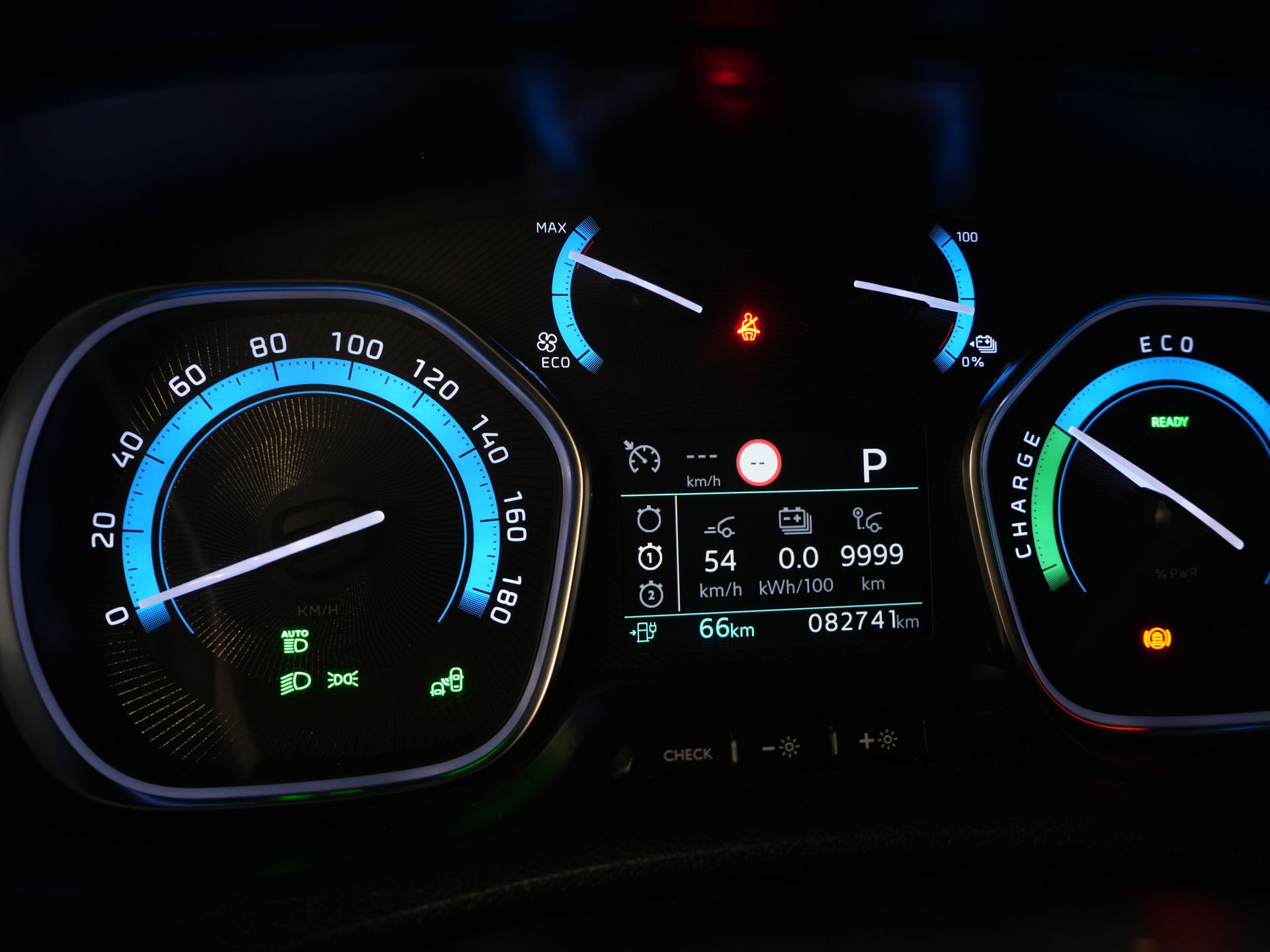 Toyota PROACE Electric Worker 75Kwh Van L3 345km WLTP Schnellladegerät/ 2xSchiebetür/ Xenon/ Keyless/ Carplay/ Head Up/ Navi/ Kamera/ Cruise/ Klima/ PDC