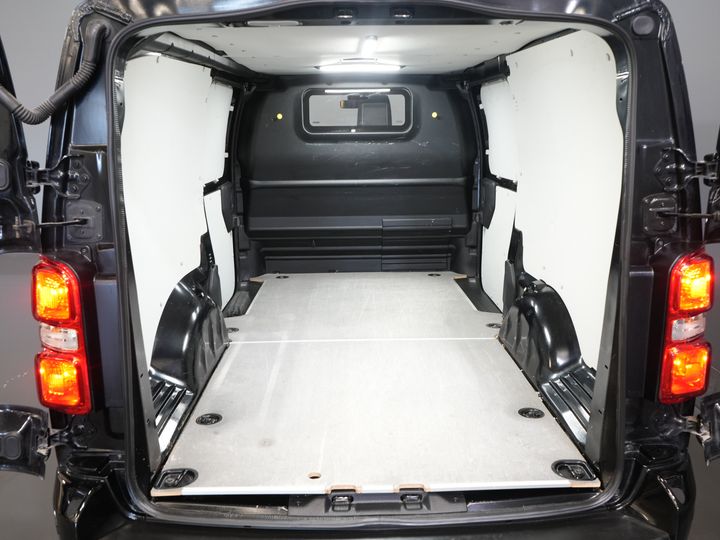 Toyota PROACE Electric Worker 75Kwh Van L3 345km WLTP Schnellladegerät/ 2xSchiebetür/ Xenon/ Keyless/ Carplay/ Head Up/ Navi/ Kamera/ Cruise/ Klima/ PDC