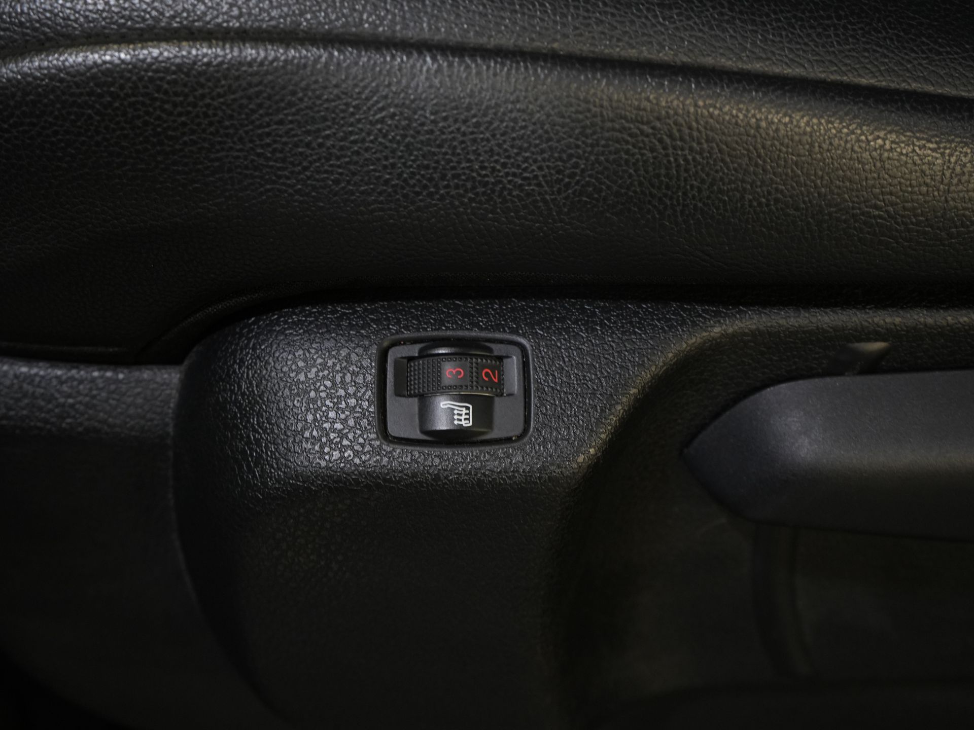 Toyota PROACE Electric Worker 75Kwh Van L3 345km WLTP Schnellladegerät/ 2xSchiebetür/ Xenon/ Keyless/ Carplay/ Head Up/ Navi/ Kamera/ Cruise/ Klima/ PDC