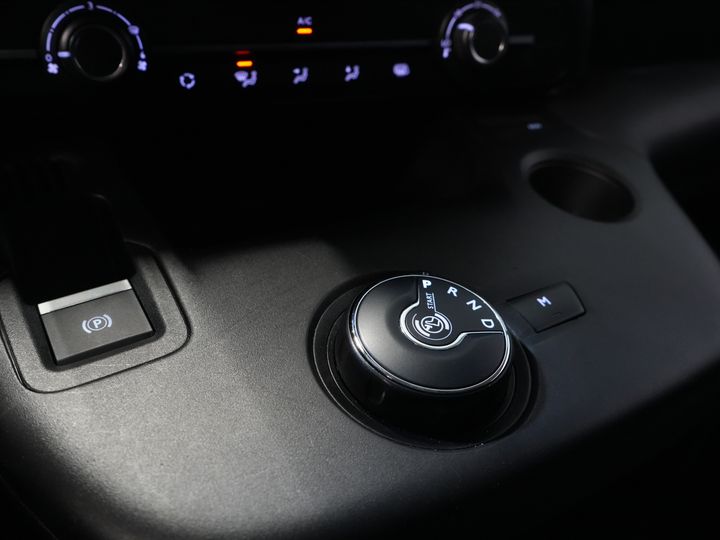 Toyota PROACE CITY Furgoneta 1.5 130 CV Aut. L2 2x Puerta corredera/ 3 Pers./ Carplay/ Calefacción de pie/ Airco/ Cámara/ Crucero/ PDC