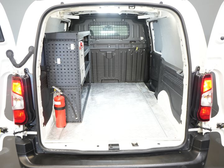 Toyota PROACE CITY Furgoneta 1.5 130 CV Aut. L2 2x Puerta corredera/ 3 Pers./ Carplay/ Calefacción de pie/ Airco/ Cámara/ Crucero/ PDC