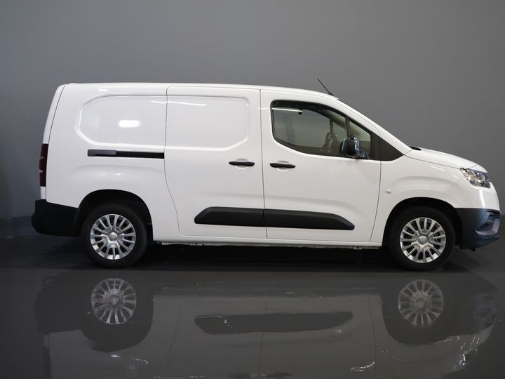 Toyota PROACE CITY Furgoneta 1.5 130 CV Aut. L2 2x Puerta corredera/ 3 Pers./ Carplay/ Calefacción de pie/ Airco/ Cámara/ Crucero/ PDC