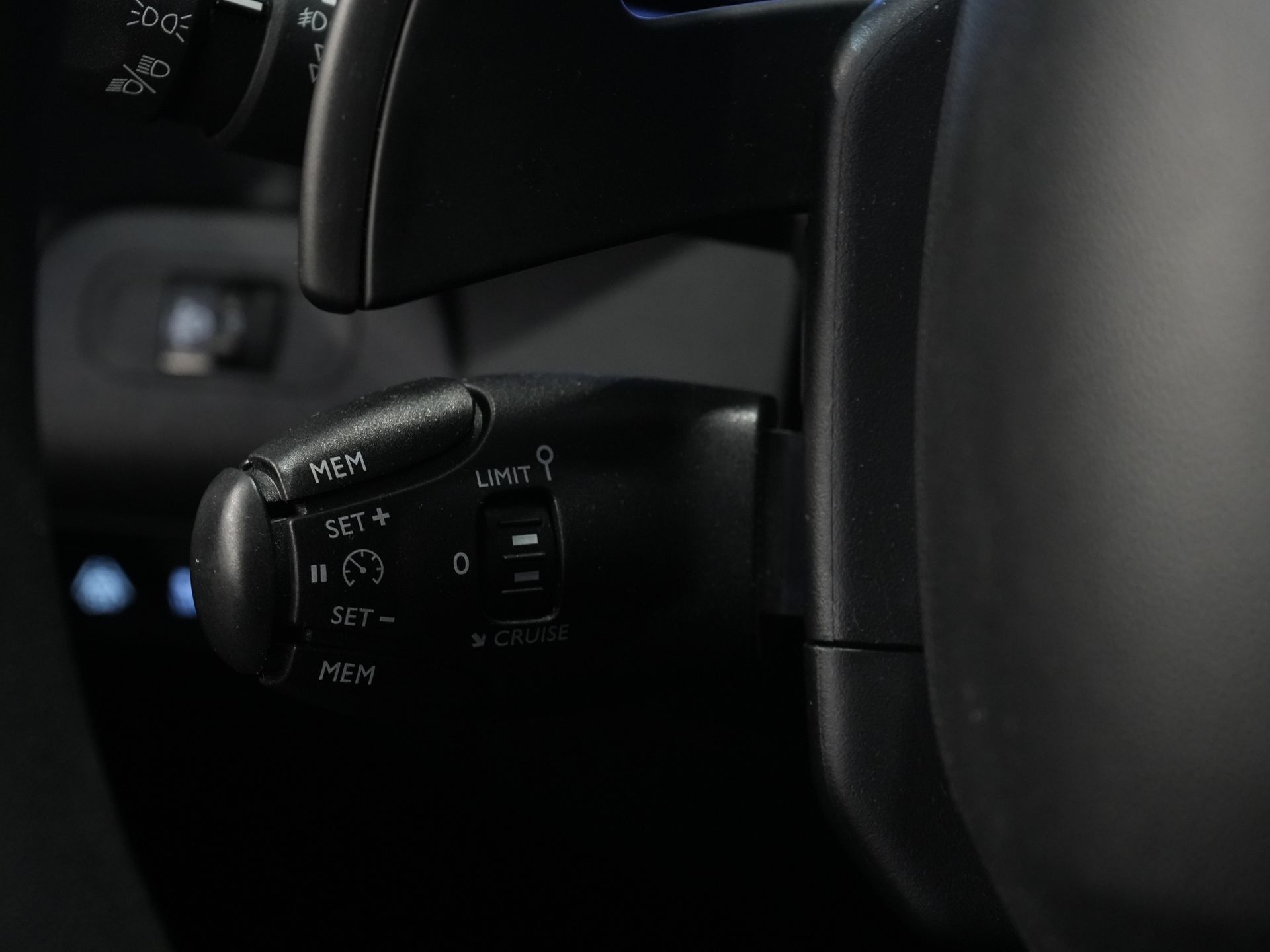 Toyota PROACE CITY Furgoneta 1.5 130 CV Aut. L2 2x Puerta corredera/ 3 Pers./ Carplay/ Calefacción de pie/ Airco/ Cámara/ Crucero/ PDC